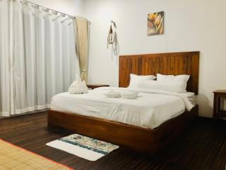 Kthorm Nesat Koh Kong - 1