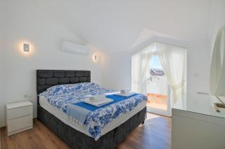 SUNSET BEACH CLUb - 6