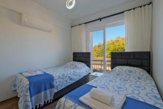 SUNSET BEACH CLUb - 4