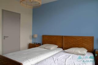 108 - Appartement T4, au dernier étage, avec ascenseur, de la résidence des Arcades, avec magnifique vue mer. - 1