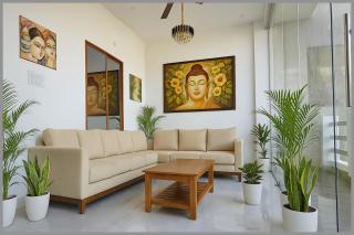 Hotel Shree Ramayanam Premium Near Ayodhya Railway Station 200m - Shri Ram Janmbhoomi Temple 900m - Free Wifi and Parking Facility - Fully Air conditioning Premium Room- Best Premium Hotel In Ayodhya - Ayodhya - 3