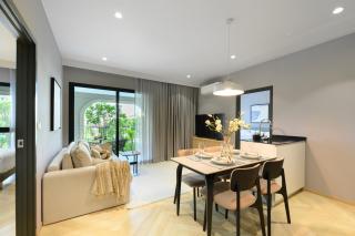 Supreme 2BR Picturesque Courtyard &Pool View F501 - 0