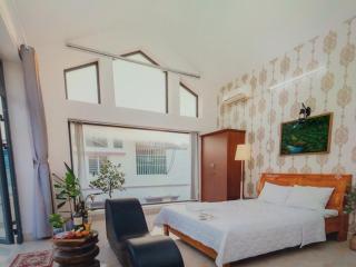 The Cloud Pool Beachside - 8