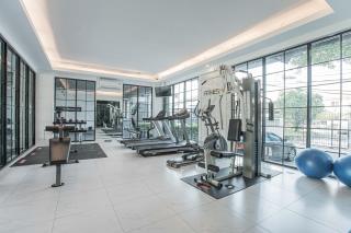 Marigold Sukhumvit - Free Shuttle to BTS Bearing Station - 1