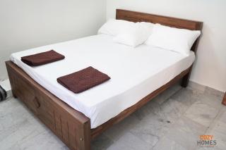 Cozy Homes - Deluxe 2 BHK, 2 Queen beds - 5