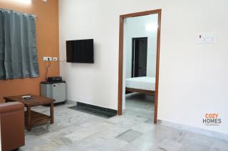 Cozy Homes - Deluxe 2 BHK, 2 Queen beds - 7