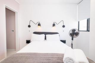 Flamingo 609 - Spacious 1 Bedroom Sea Point Apartment - 1