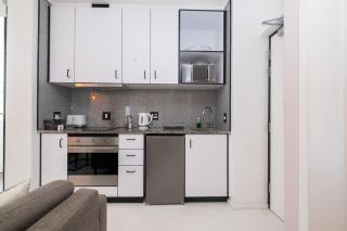 Flamingo 609 - Spacious 1 Bedroom Sea Point Apartment - 9