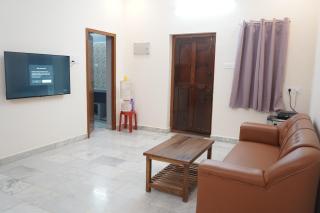 Cozy Homes - Family 1 BHK, 2 Queen beds - 9