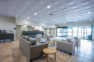 Quality Inn & Suites - 8