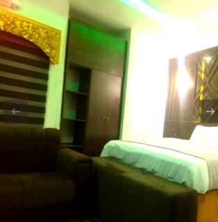 Portsmouth Villa Hotel & Suites - 8