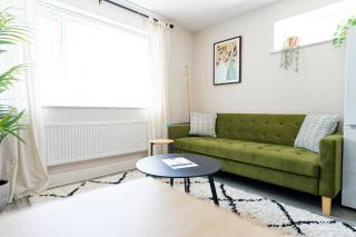 Long Stay Modern 1BR Near Independent Eateries Whitchurch Rd - 7