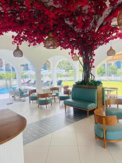 Celestial Negombo Pool View Resort Apartments - 2