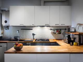 Cosy Sants Apartment - 3