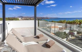 Calm Beach Apartments - 2