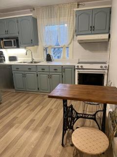 Heritage Guest Apartment - 5