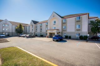 MainStay Suites Louisville Jeffersontown - 9