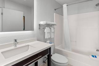 MainStay Suites Louisville Jeffersontown - 1