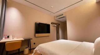 GreenTree Inn Datong YundinGYAyuan Express Hotel - 3