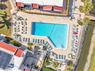 Runaway Bay 283 condo - 7