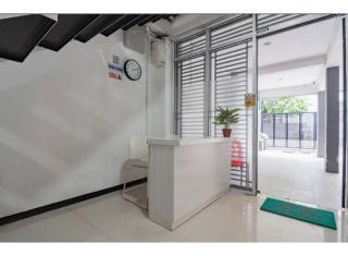 OYO 95063 Afifah Syariah Guest House Manado - 5