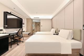 Atour Hotel Dalian Zhongshan Square - 1