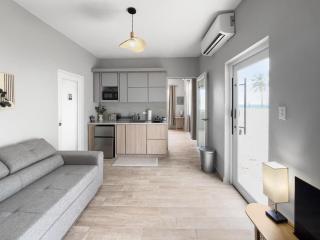 Casa La Cueva Apt 2 Boho Oceanfront House - Arecibo - 5