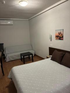 Hostal Conde David - 9