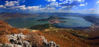 Anastasia's Kastoria Cozy Modern Garden Retreat - 8