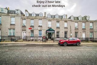 Brentwood Aberdeen City Centre near Union Street - 0