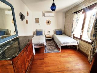 Gîte des Trois Coeurs, 4-8pers, charme ancien et salle de jeux - 3