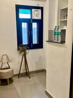 Cozy Airport Studio 10 mins from IGI & Aerocity - 7