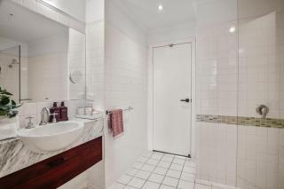 Boutique Collins St Stay Opposite Regent Theatre - 1