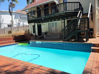 Holiday Home In Glenwood, Durban - 5