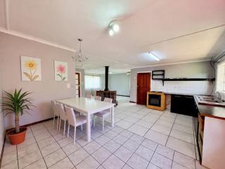 Ukhozi Petal Pods - 8