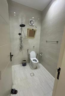 شقة غرفتين وصالة - 3