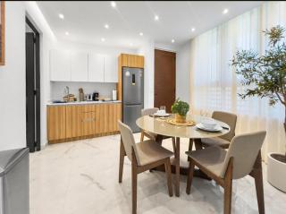 Hyde Park 6 Couples Retreat Apt With Jacuzzi - San Juan - 6