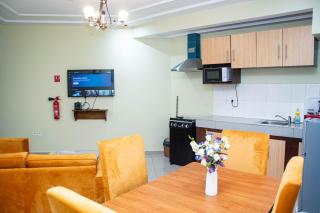 Résidence Romacy, appartement 2 chambres avec balcon à Ahala, quartier résidentiel de Yaoundé - 2