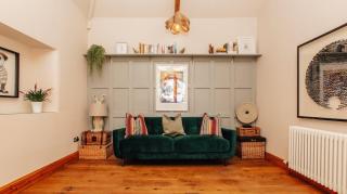 The Little House Luxury Cotswolds Stunning Views - 3