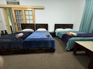 Private Room - Shared Bathroom, No Parking - 9