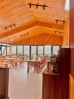 Cozy Hostel and Tours - 3