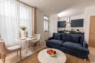 18 Tivoli - By Luxury Apartments - 1