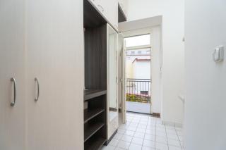 Quiet Apartment Near River and City Center - 1