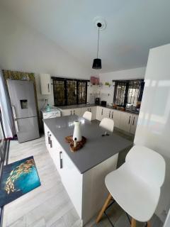 3-bedroom house in Grand Baie - 2