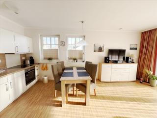 Dünenpark Binz - Komfortplus Ferienwohnung mit 1 Schlafzimmer und Balkon im Obergeschoss 230 - 7