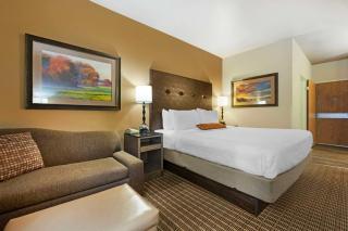 Best Western Plus Yakima Hotel - 8