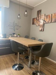 Nibu Appartamenti - Appartamento centrale comodo a tutto, anche a Villa Chiara - 0