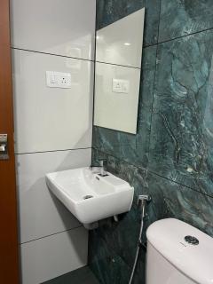 Mon Rivage Service Apartment - 6