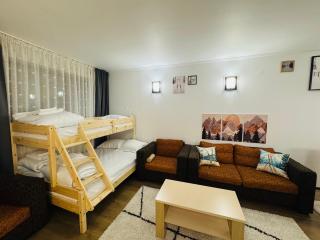 Stenata Huge Ski To Door Apartments - 5