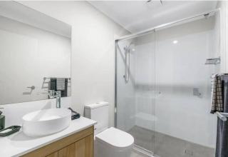 Cozy Sunnybank Base - Unit 3 | Near Shops & Eats - 4